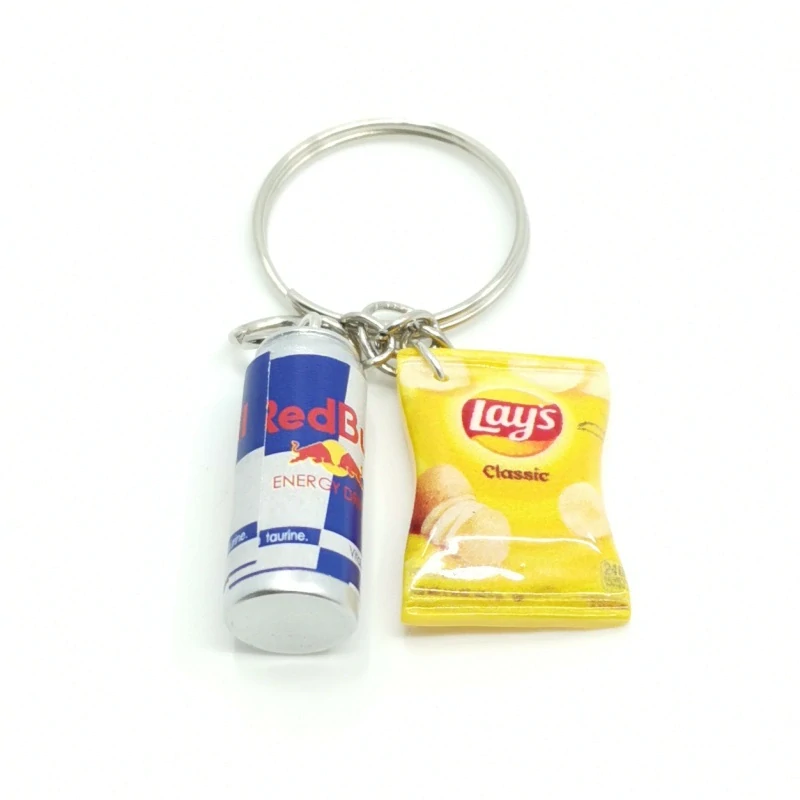 Přívěsek redbull a lays